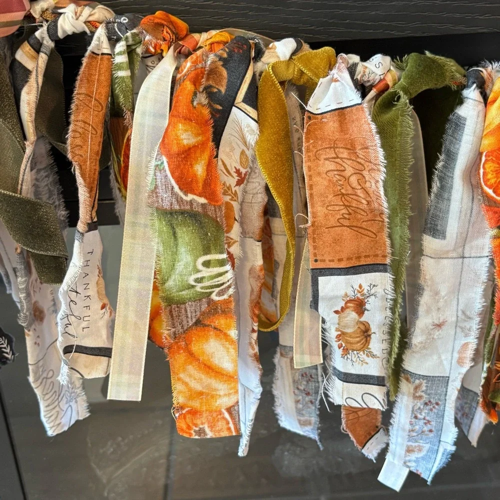 NWT Autumn Handmade Garland